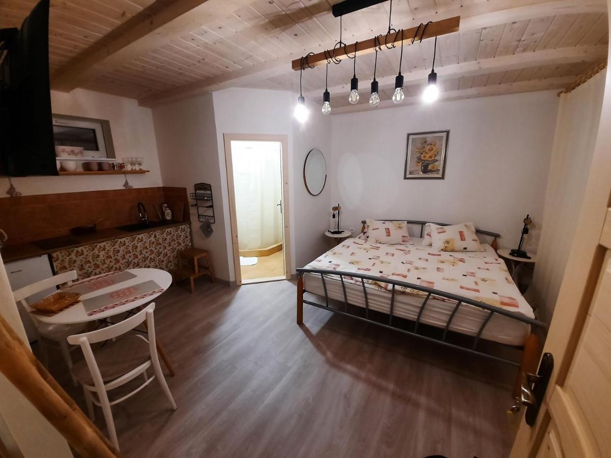 Apartmány pri kostole Liptovská Kokava Exteriér fotografie